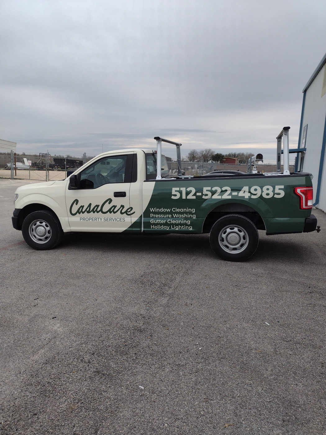 Casa Care Window Cleaning commercial cleaning crew in Austin, TX